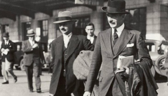 Why have men massively stopped wearing hats since the second half of the 20th century