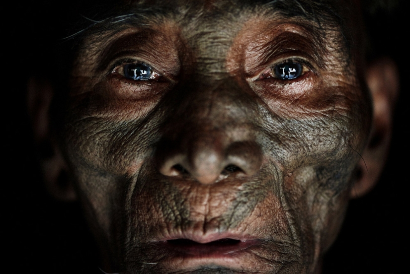 Will disappear in the next 100 years: a photographer showed the tribes on the verge of extinction Will disappear in the next 100 years: a photographer showed the tribes on the verge of extinction
