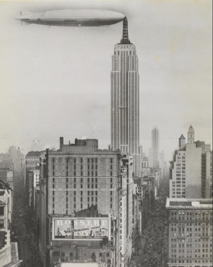 With your own hands: Processed images of the pre-digital era With your own hands: Processed images of the pre-digital era