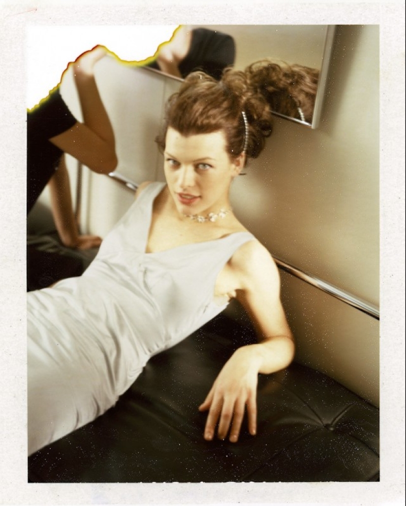 Women in atmospheric polaroids of the 1990s Women in atmospheric polaroids of the 1990s