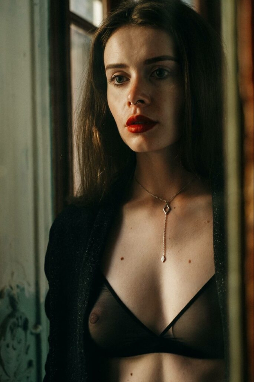 Women in daring portraits by Mark Olefirov Women in daring portraits by Mark Olefirov