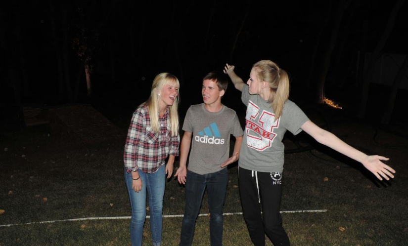 "You light bulb without a chair screwed?": the best photo and jokes about the high girls