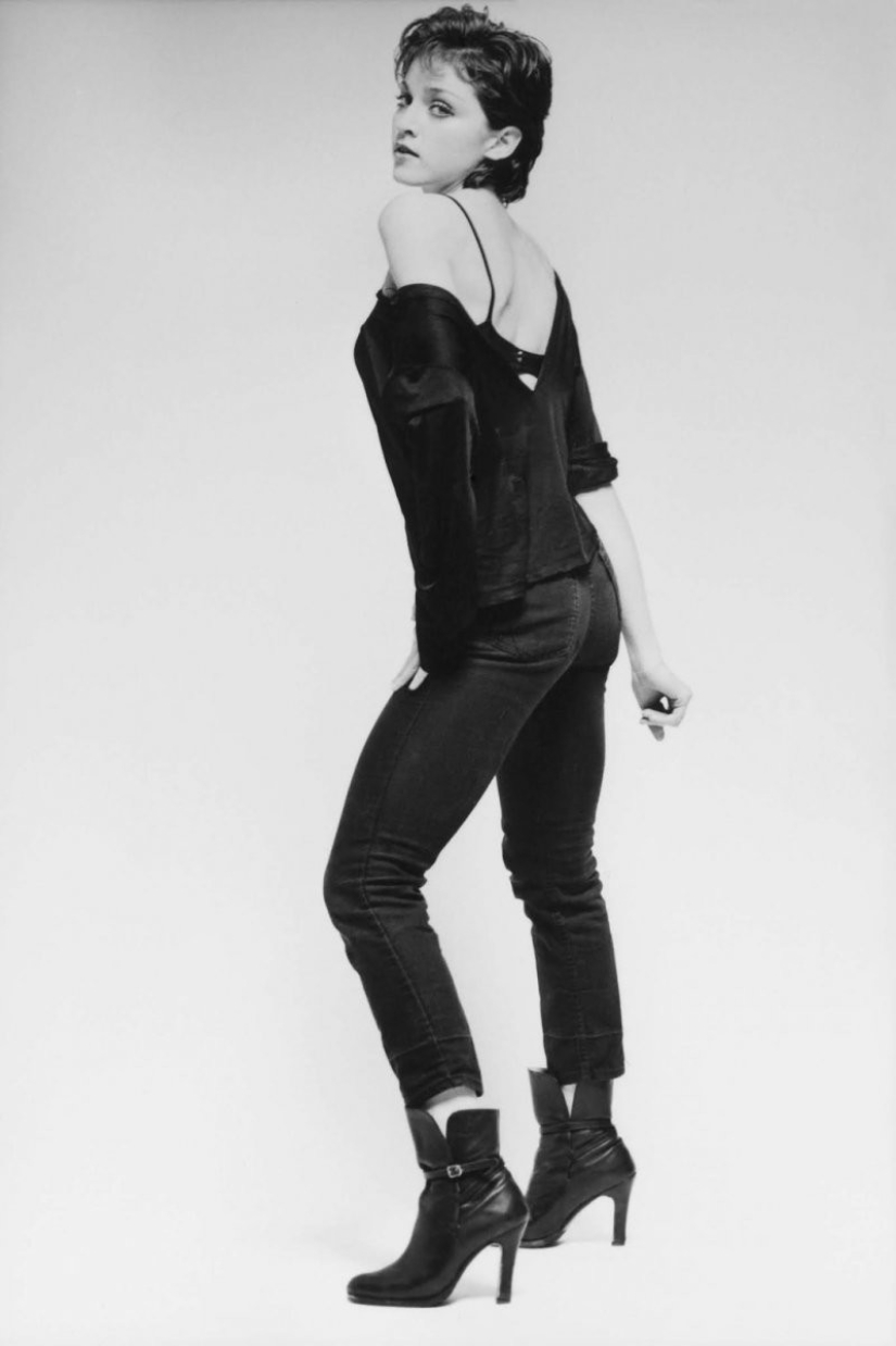 Young and still unknown Madonna with photographs by Michael McDonnell Young and still unknown Madonna with photographs by Michael McDonnell