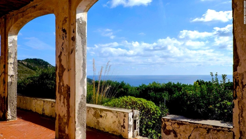 Zannon is a forgotten island of orgies with a dark past