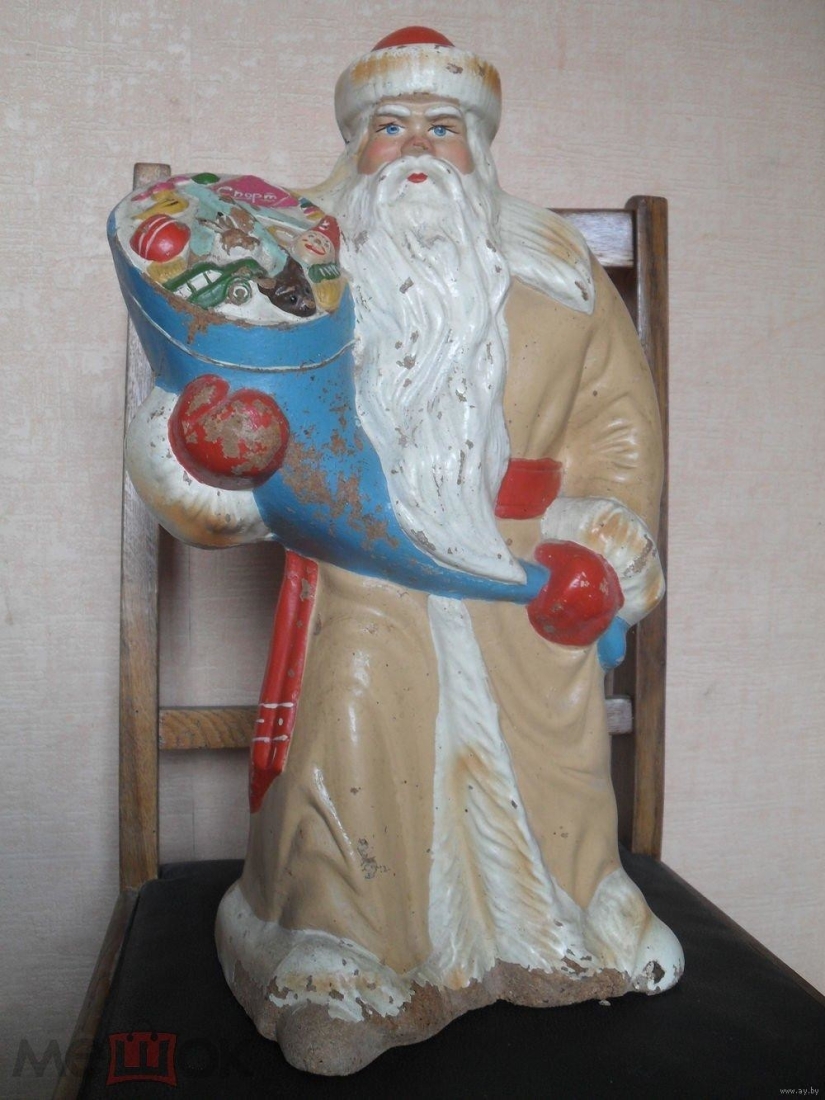 Christmas tree decorations you might throw away, but they're worth a ton of money