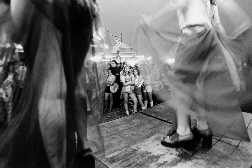 Fairground stripper Fairground stripper