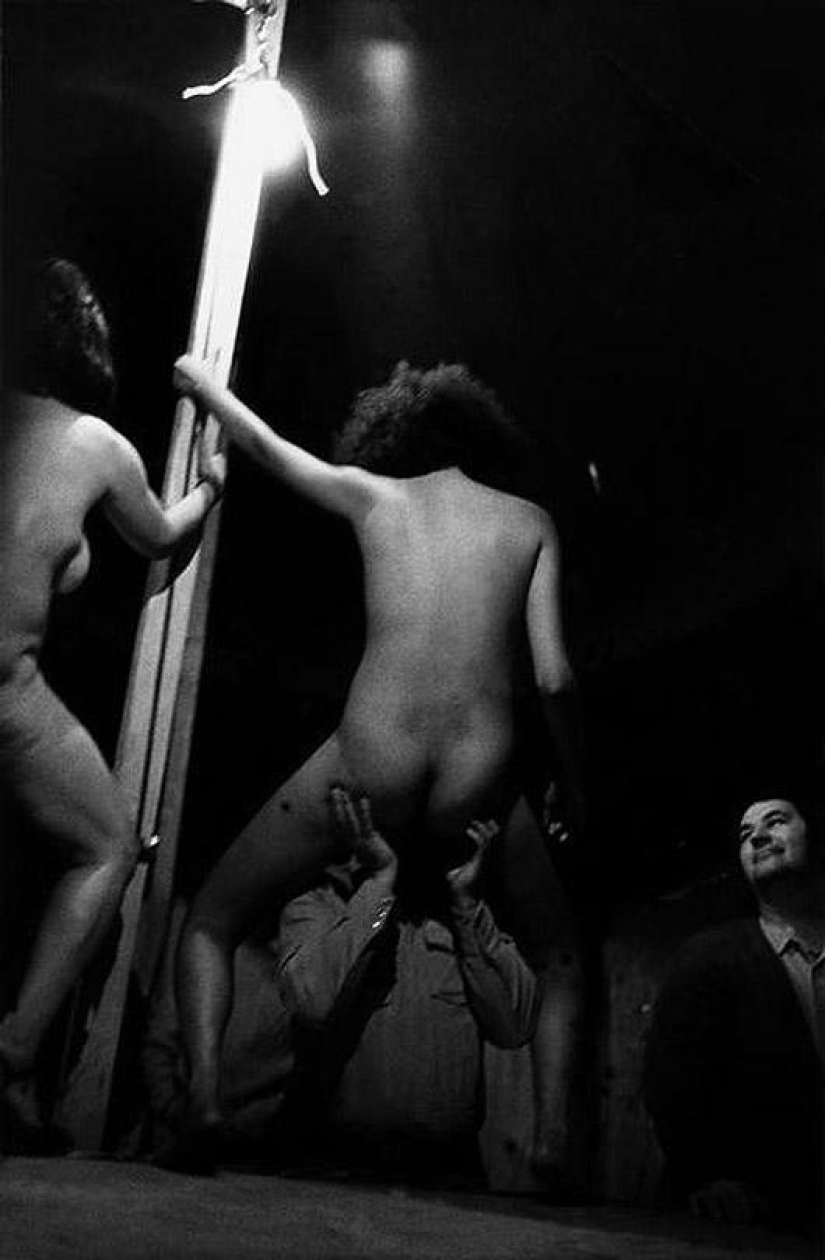 Fairground stripper Fairground stripper