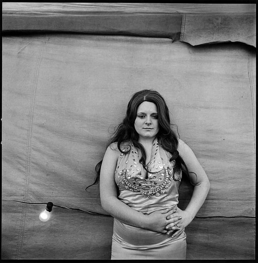 Fairground stripper Fairground stripper