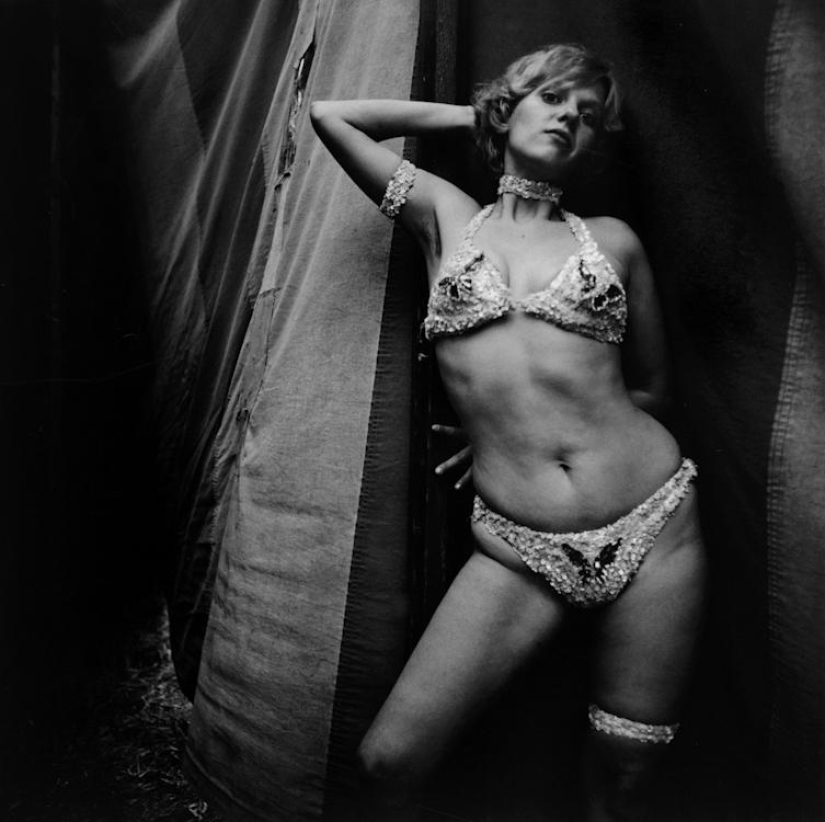 Fairground stripper Fairground stripper