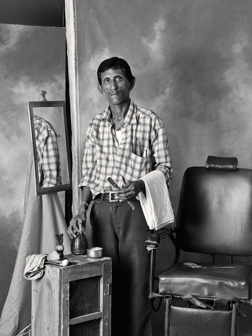 How to earn cleaner ears, a street astrologer and other representatives of vanishing professions in India How to earn cleaner ears, a street astrologer and other representatives of vanishing professions in India