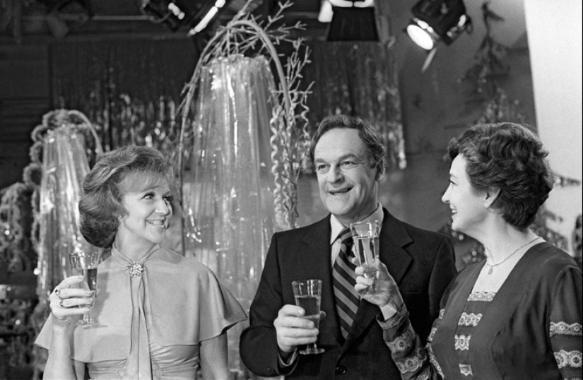 Soviet icon Christmas style: trendsetter TV